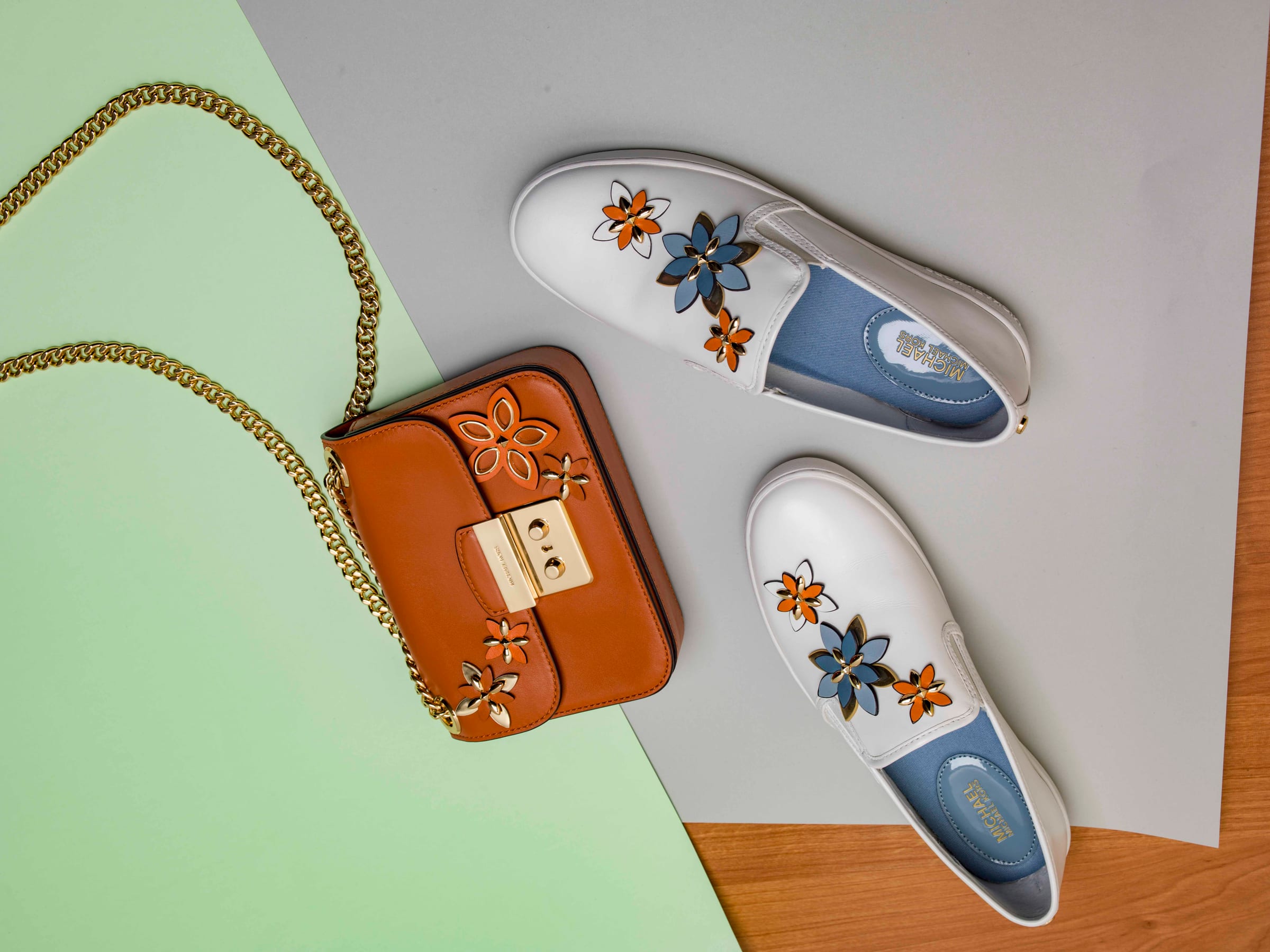 Accessories in Colour — Series 08