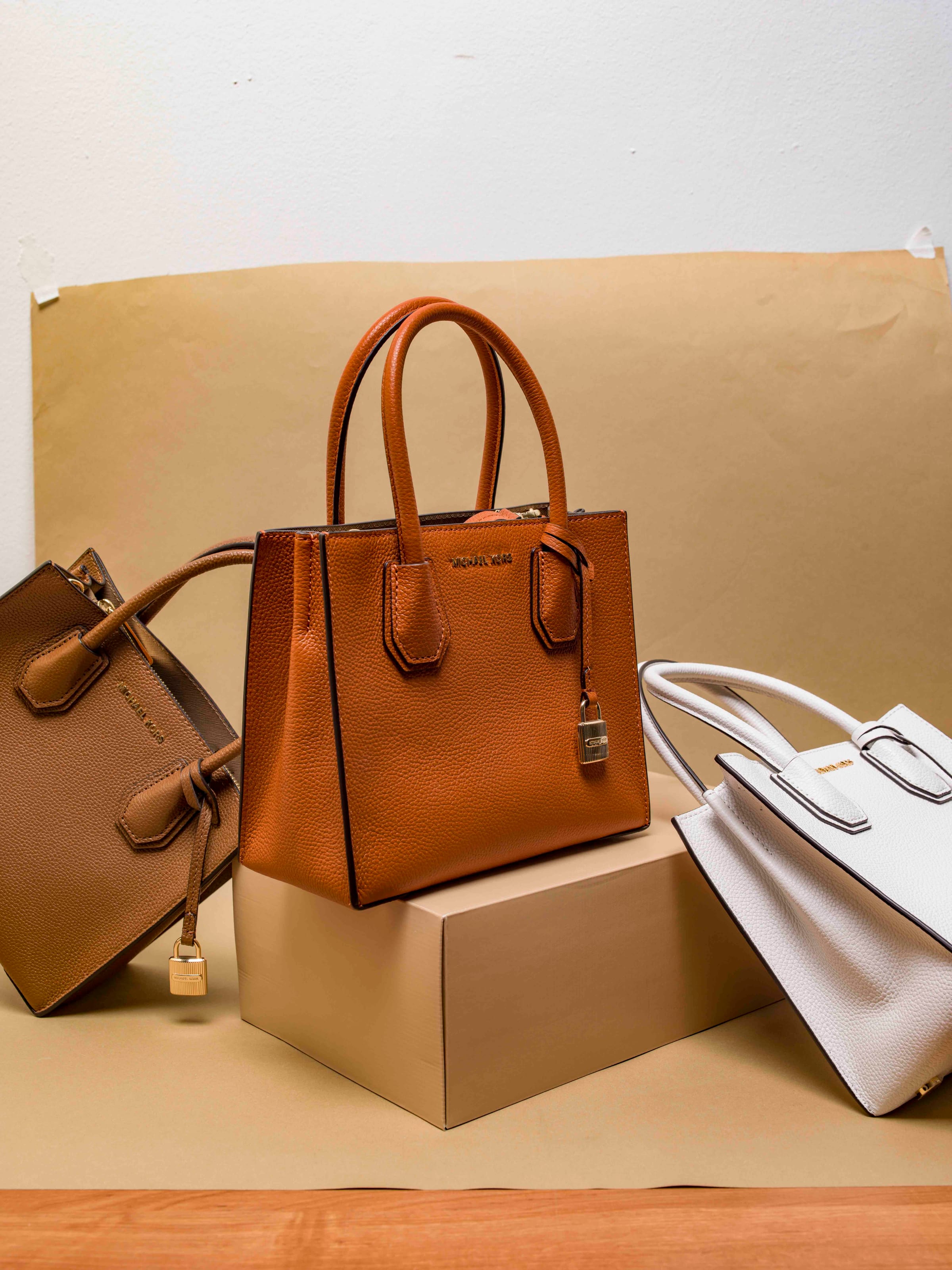 Accessories in Colour — Series 10